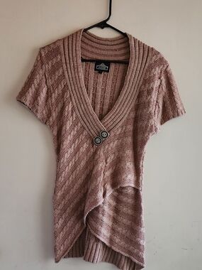 Angel Light Brown V‑Neck Cable Knit Short Sleeve Sweater